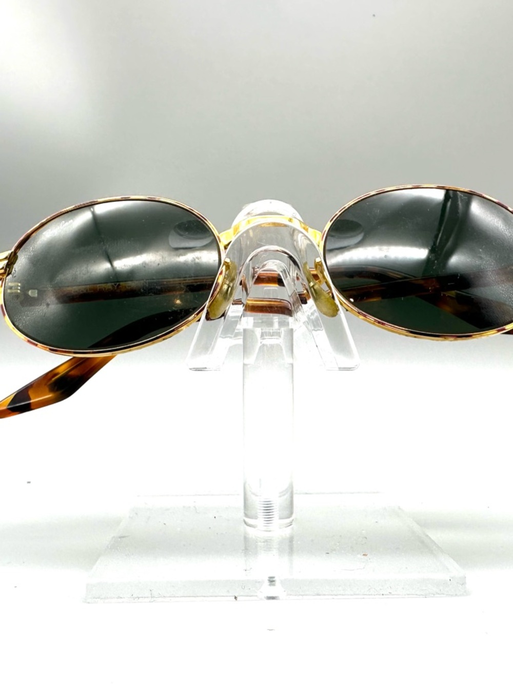 Vintage B&L Ray-Ban Oval Sunglasses Gold Tortoise G-15 Lenses Bausch & Lomb